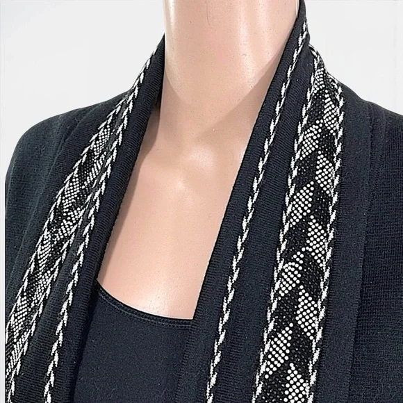 High Secret’s Black & White Crystal-Embellished Knit Sweater Jacket – Size XL - Picture 2 of 8